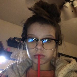 Meet your Posher, Karly